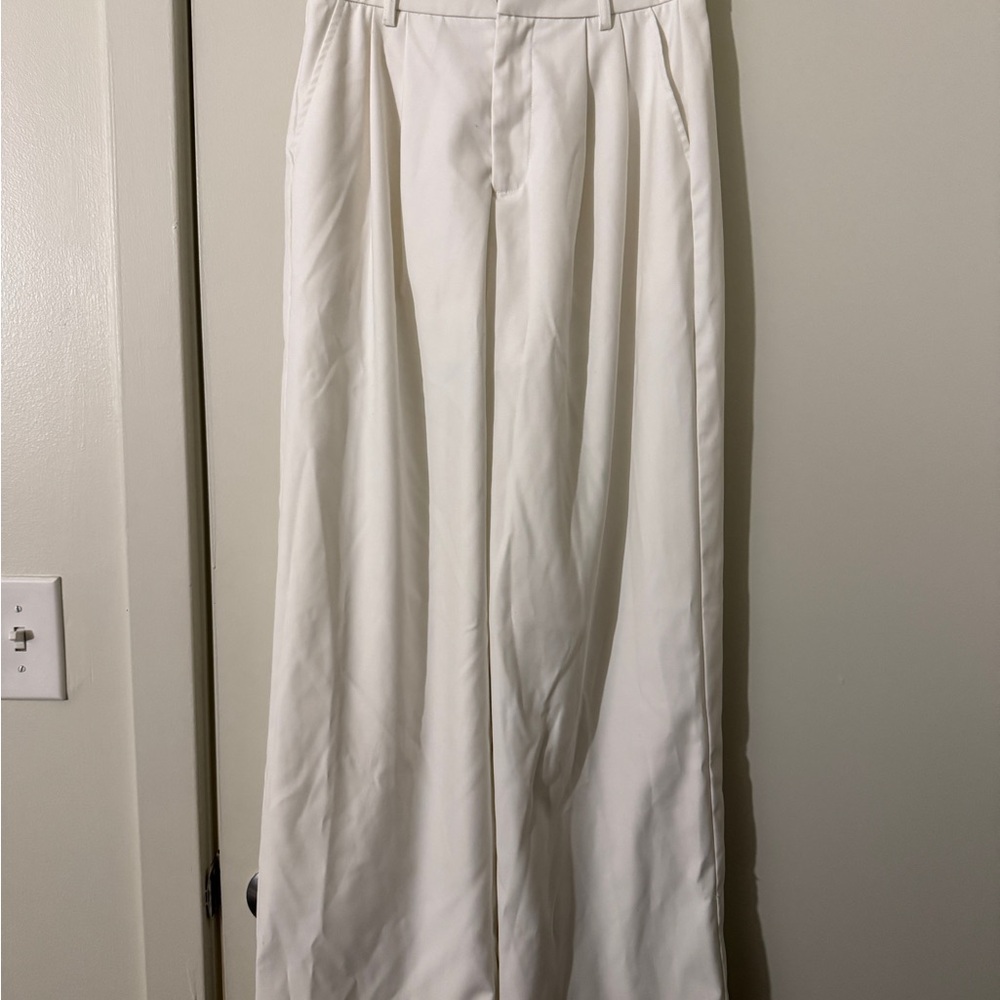 Woman Classic Dress Pants in White/Navy Blue/Black